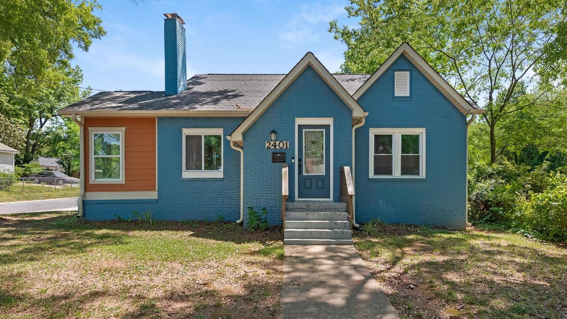 4 Bedroom With Hot Tub, Corn Hole, & Smart Tv! Minutes To Uptown, Airport, Dining And Entertainment - Charlotte