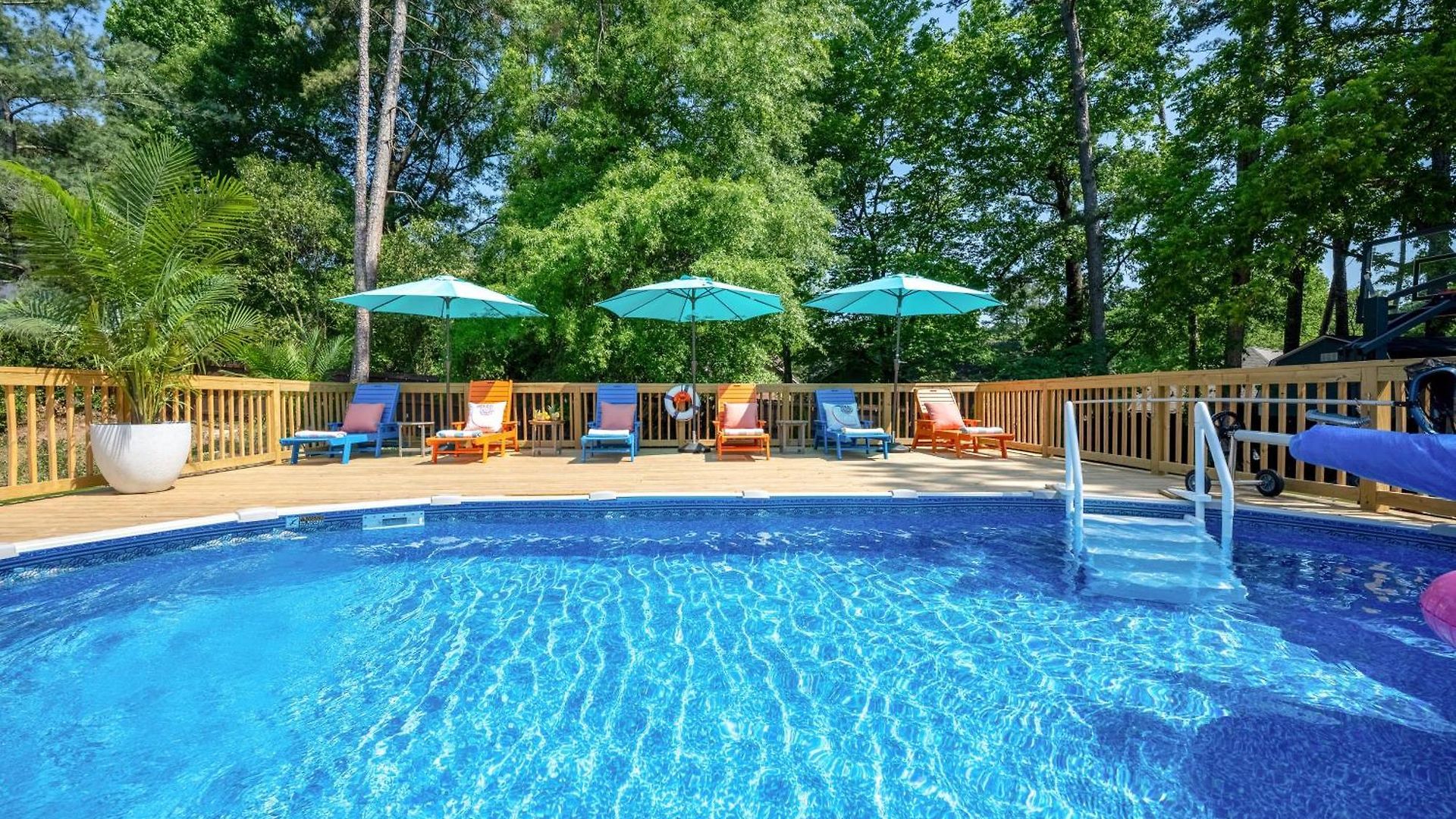 Pool Oasis With Hot Tub, Pickleball Court And Games Near Uptown *