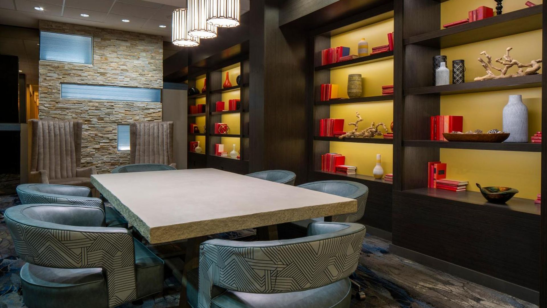 Fairfield & By Marriott Uptown 3*