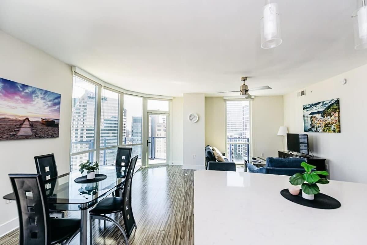 Apartment Uptown 2br Furnished *
