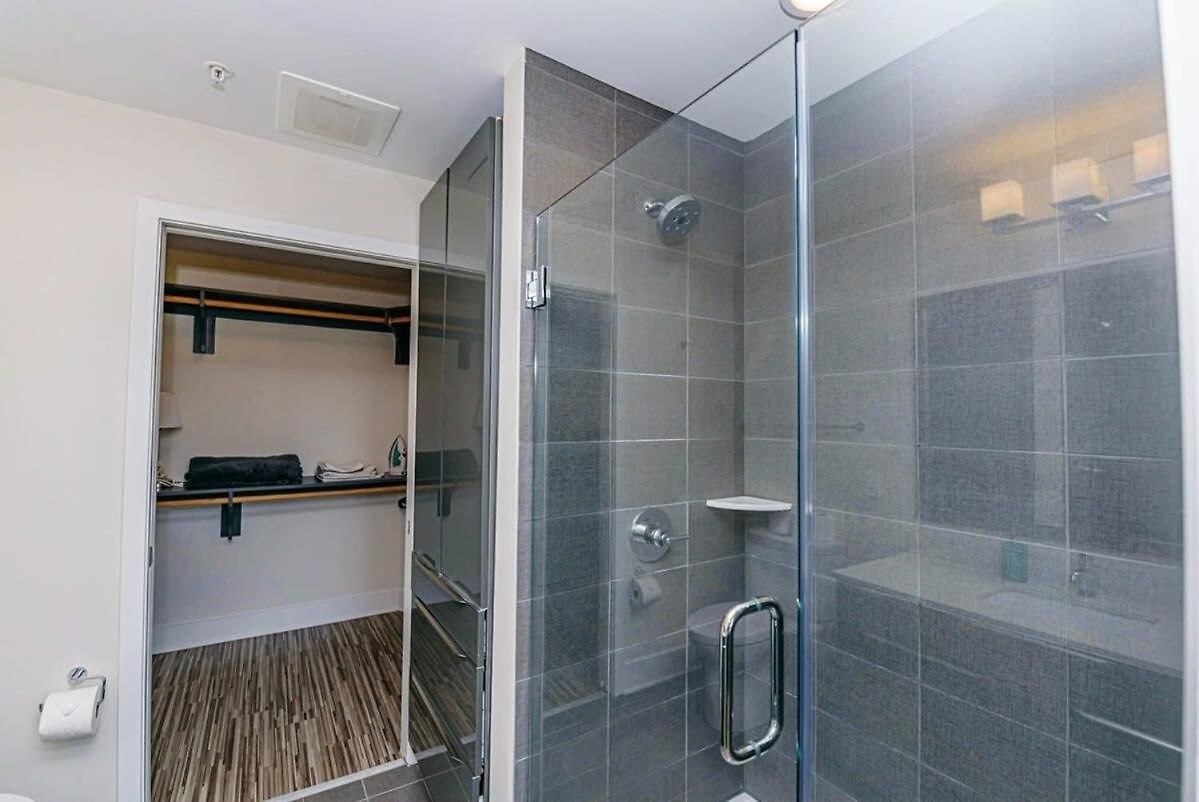 Apartment 2br Uptown Furnished Apts