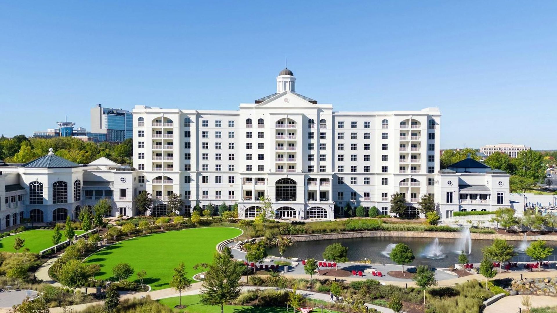 Resort The Ballantyne, A Luxury Collection Hotel,