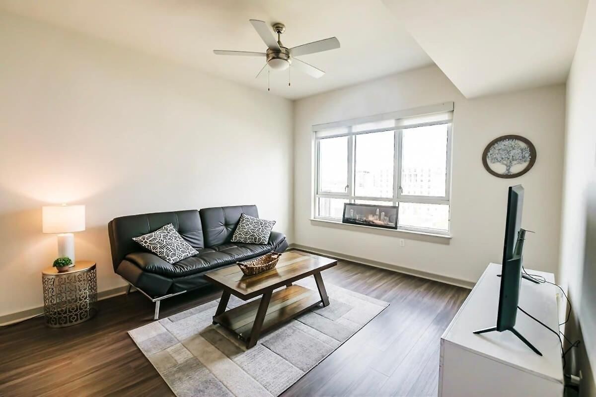 Uptown Furnished Near Boa Stadium Apts * Charlotte