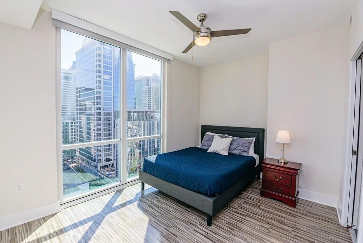 2br Uptown Furnished Near Truist Fields Apts