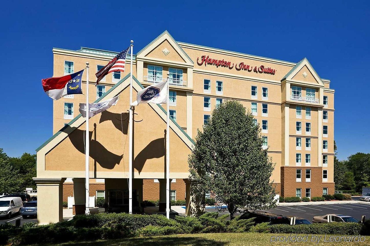 Hampton & Arrowood Rd Hotel Charlotte