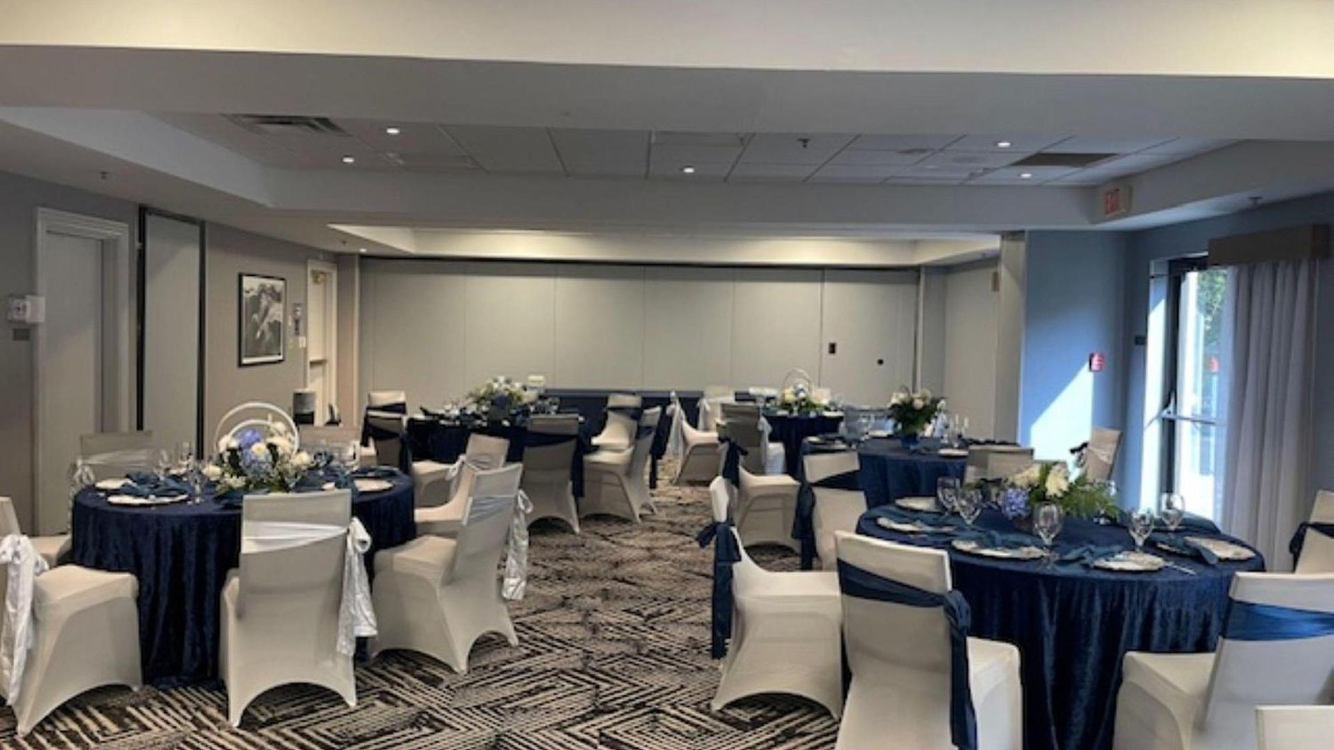 Hyatt Place Airport/lake Pointe Hotel