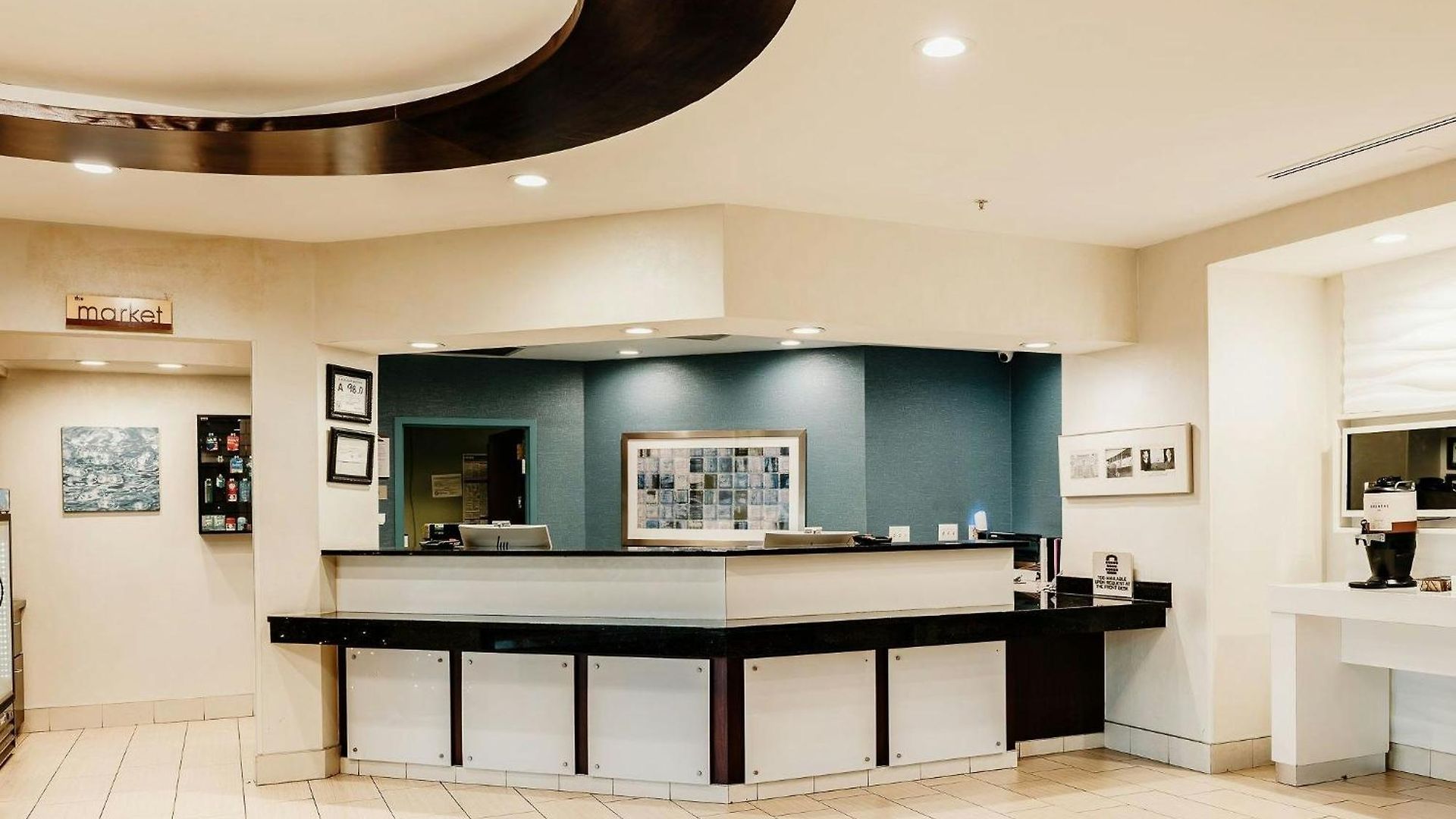 The Beacon Airport By Ihg 3*