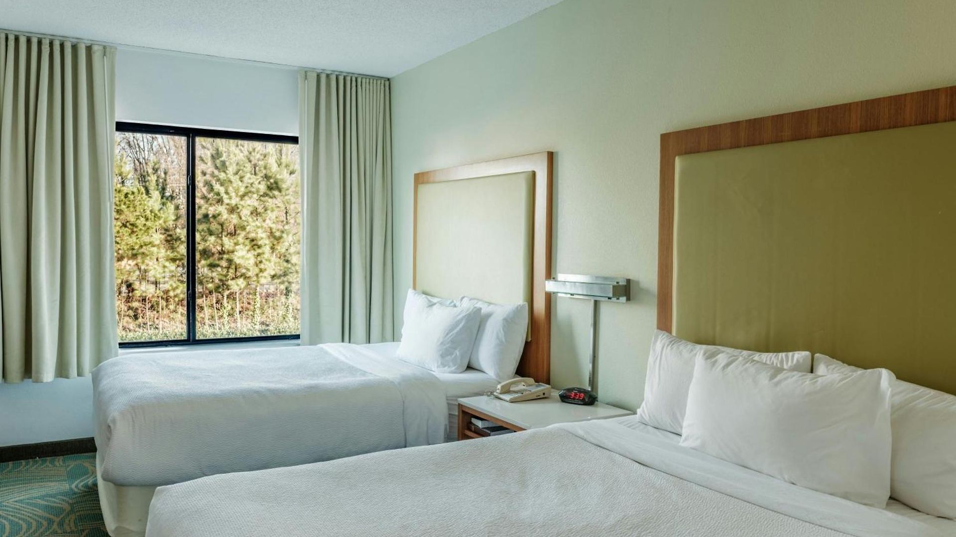 The Beacon Airport By Ihg Charlotte