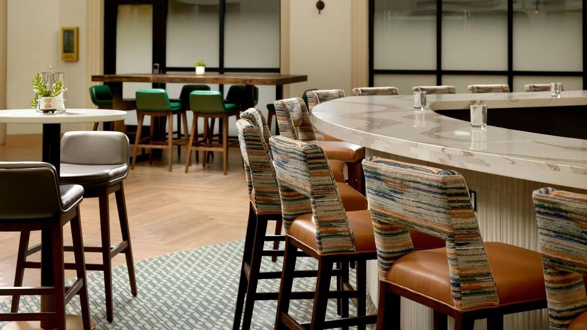 Renaissance Southpark Hotel