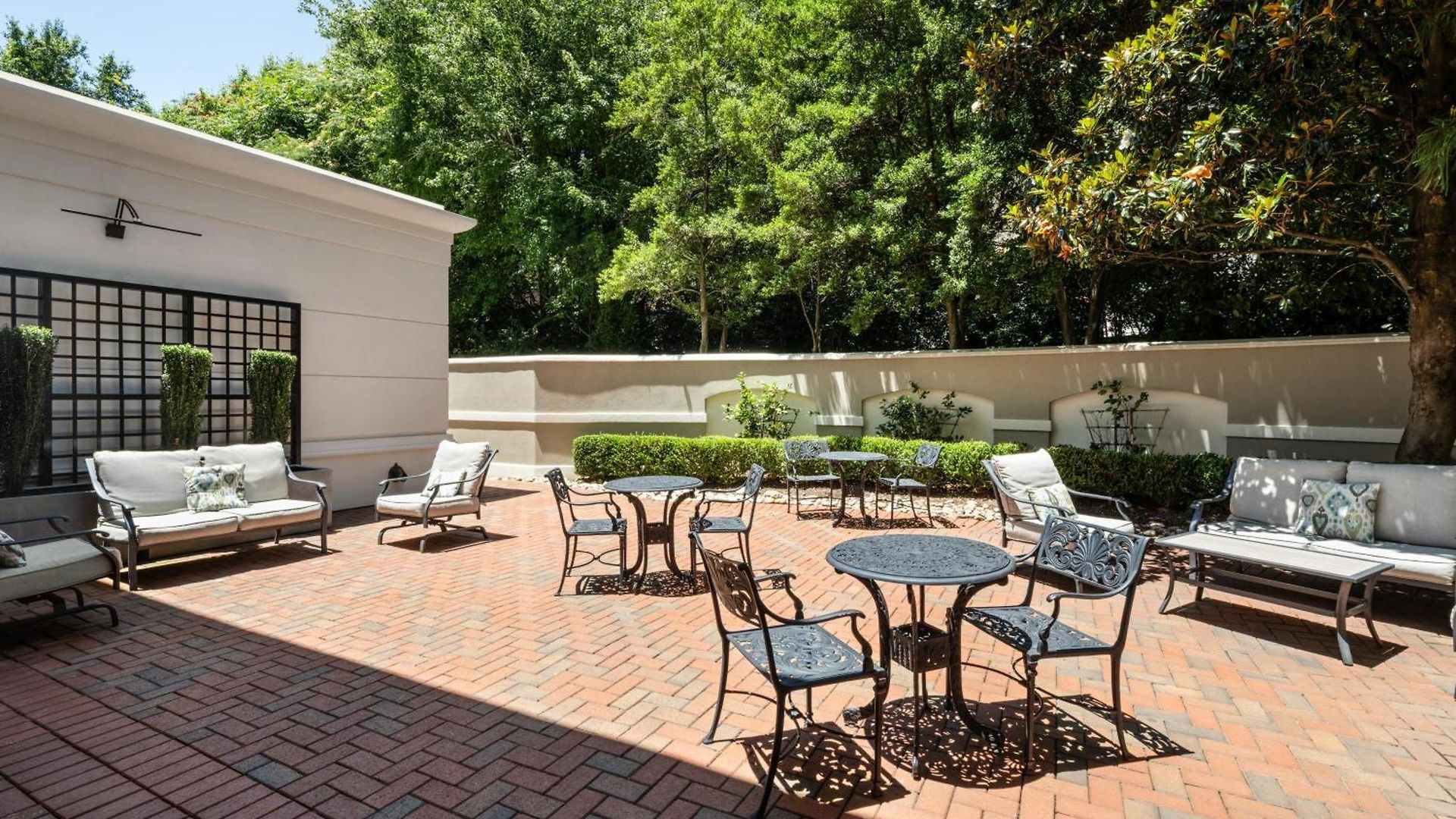 Hampton & South Park At Phillips Place Hotel Charlotte