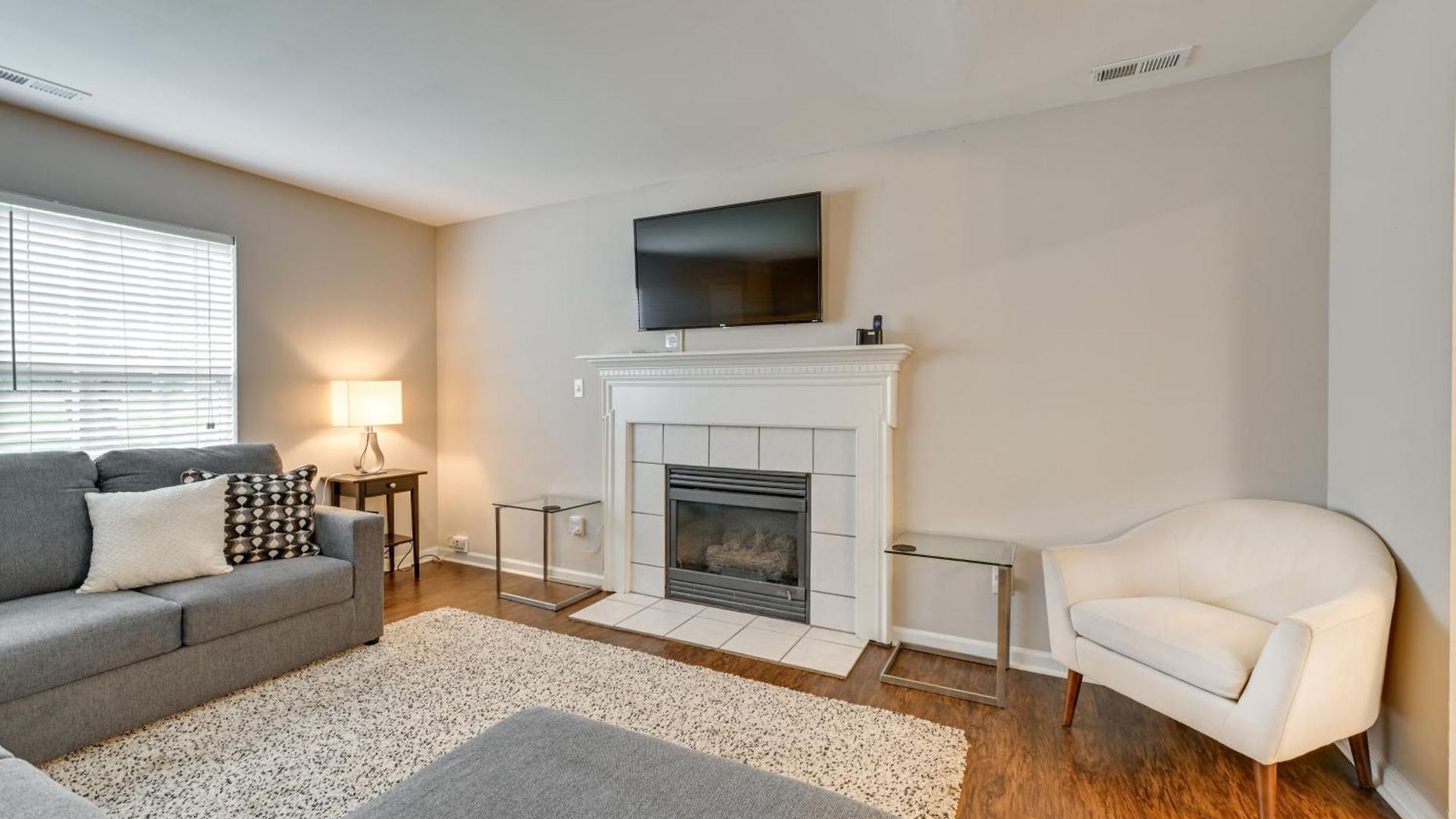Holiday home Near Uncc! Family Retreat W/ Deck