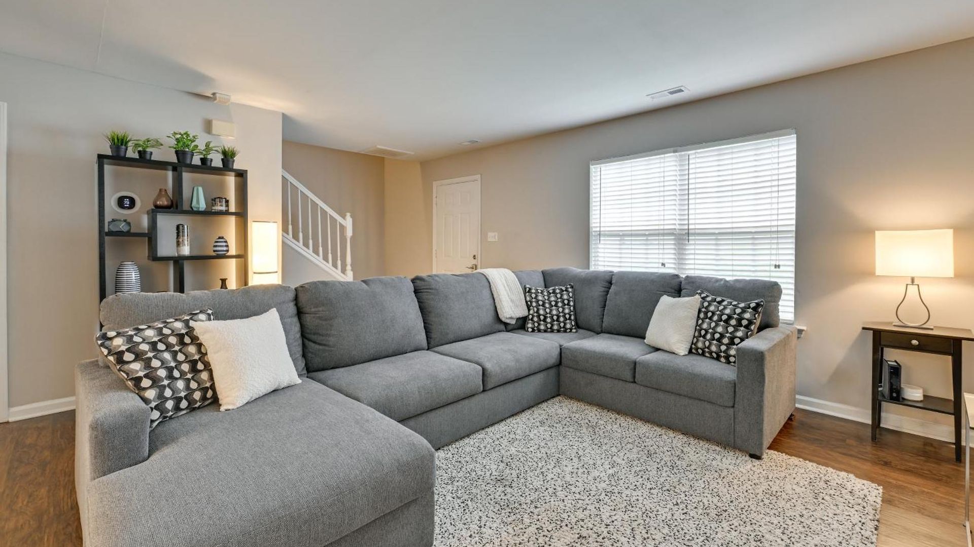 Near Uncc! Family Retreat W/ Deck Holiday home *