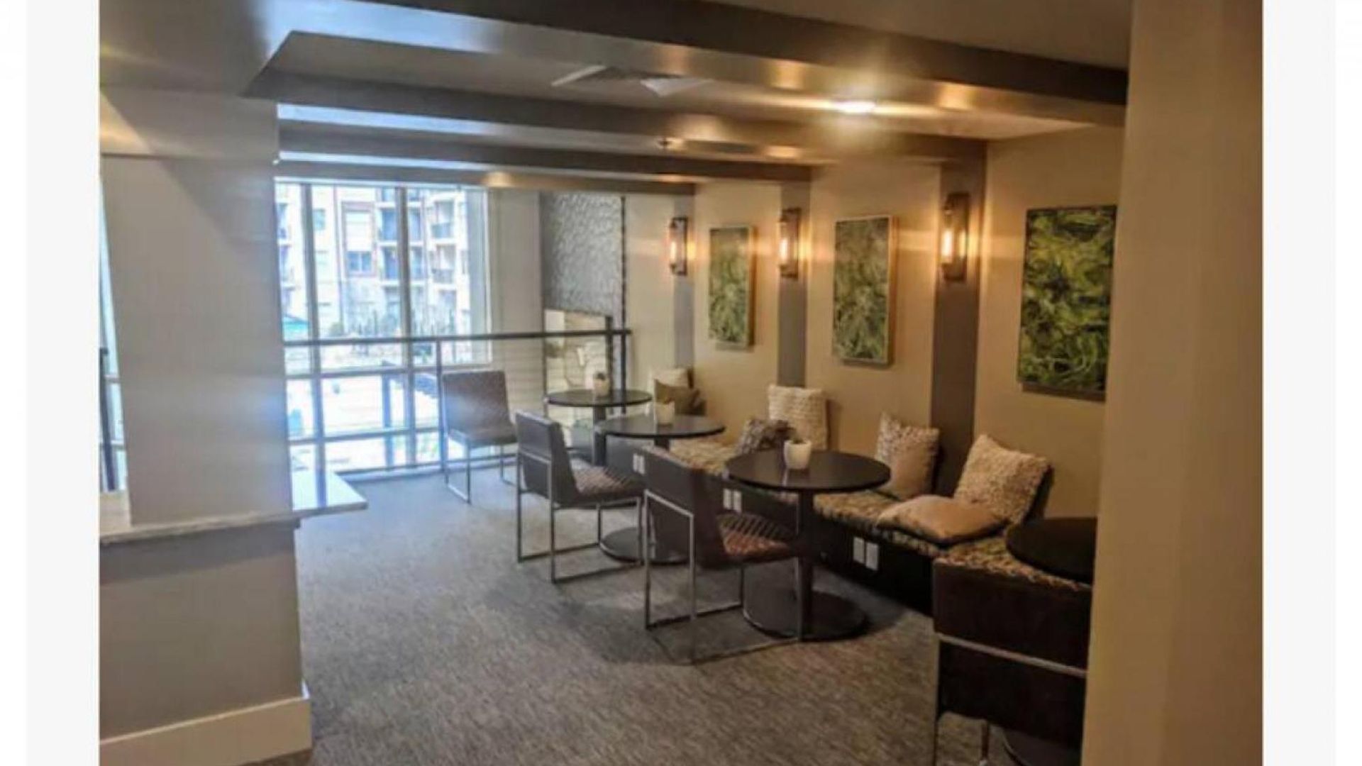 League Flats Uptown At West Trade Street Apartment *