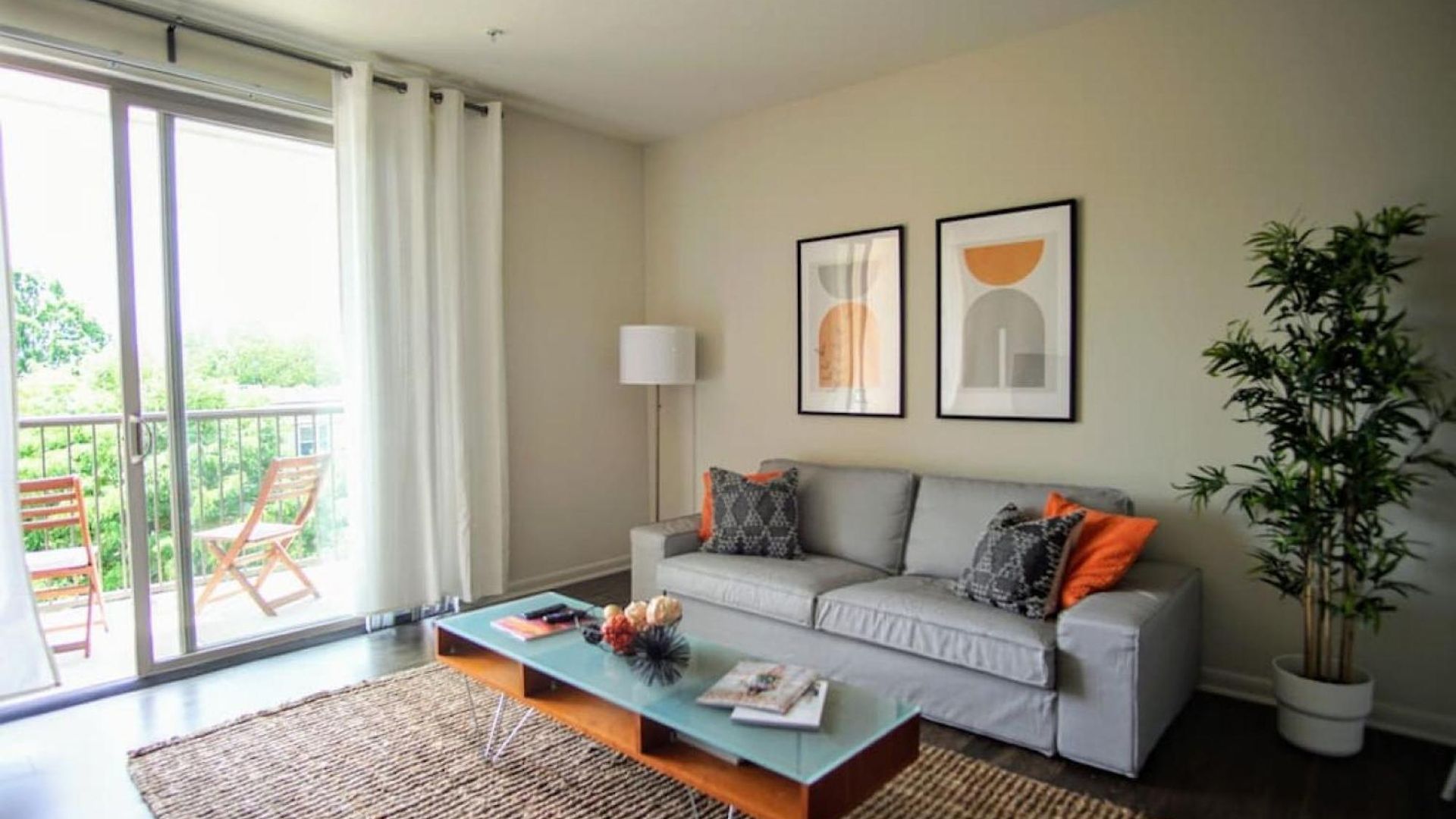 League Flats Uptown At West Trade Street Apartment Charlotte
