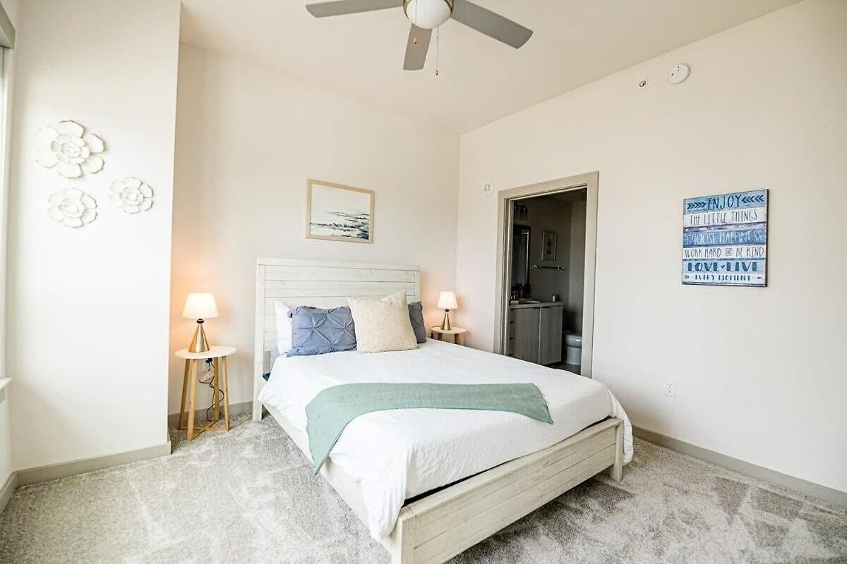 Uptown Fully Furnished 2br Apts Charlotte