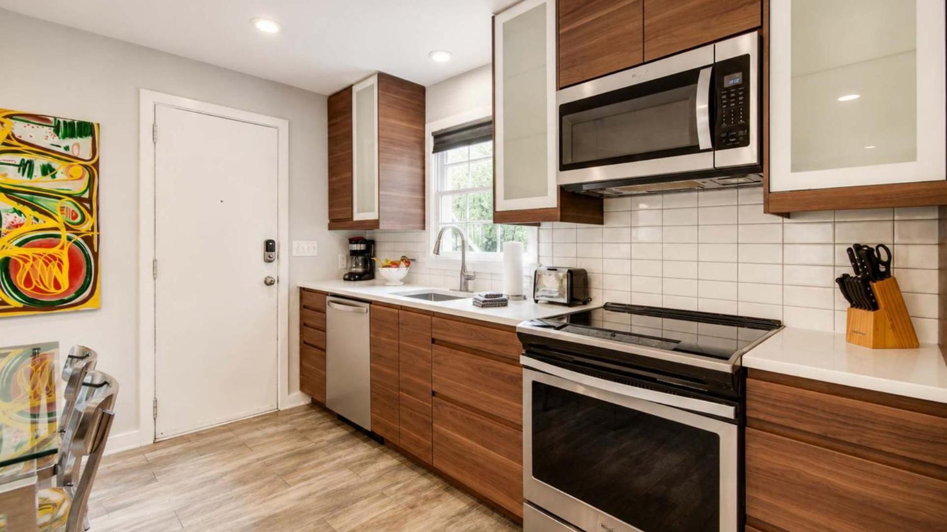Comfortable And Stylish Near Myers Park