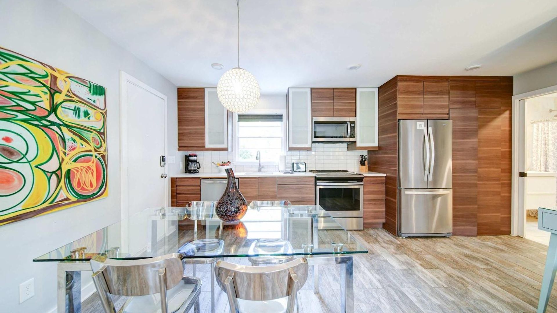 Comfortable And Stylish Near Myers Park Holiday home