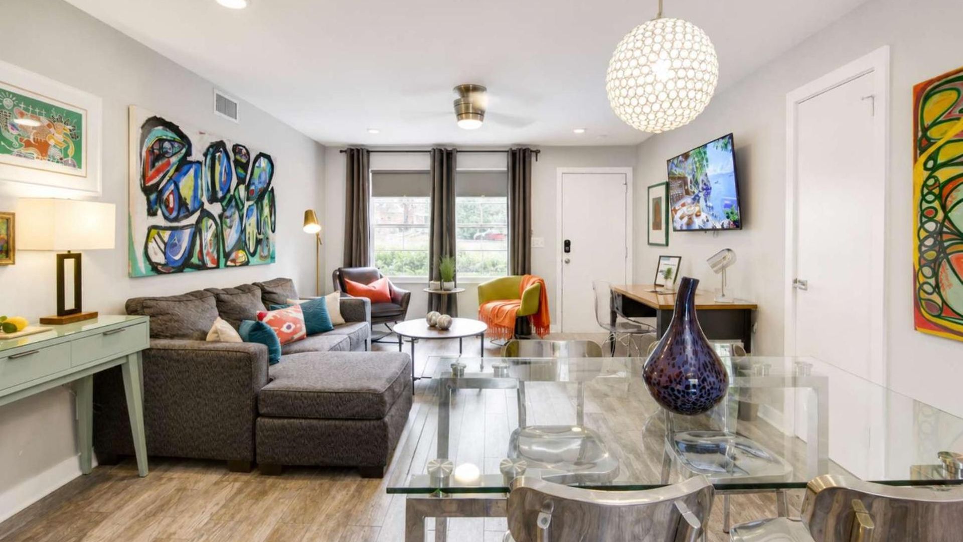 Holiday home Comfortable And Stylish Near Myers Park Charlotte
