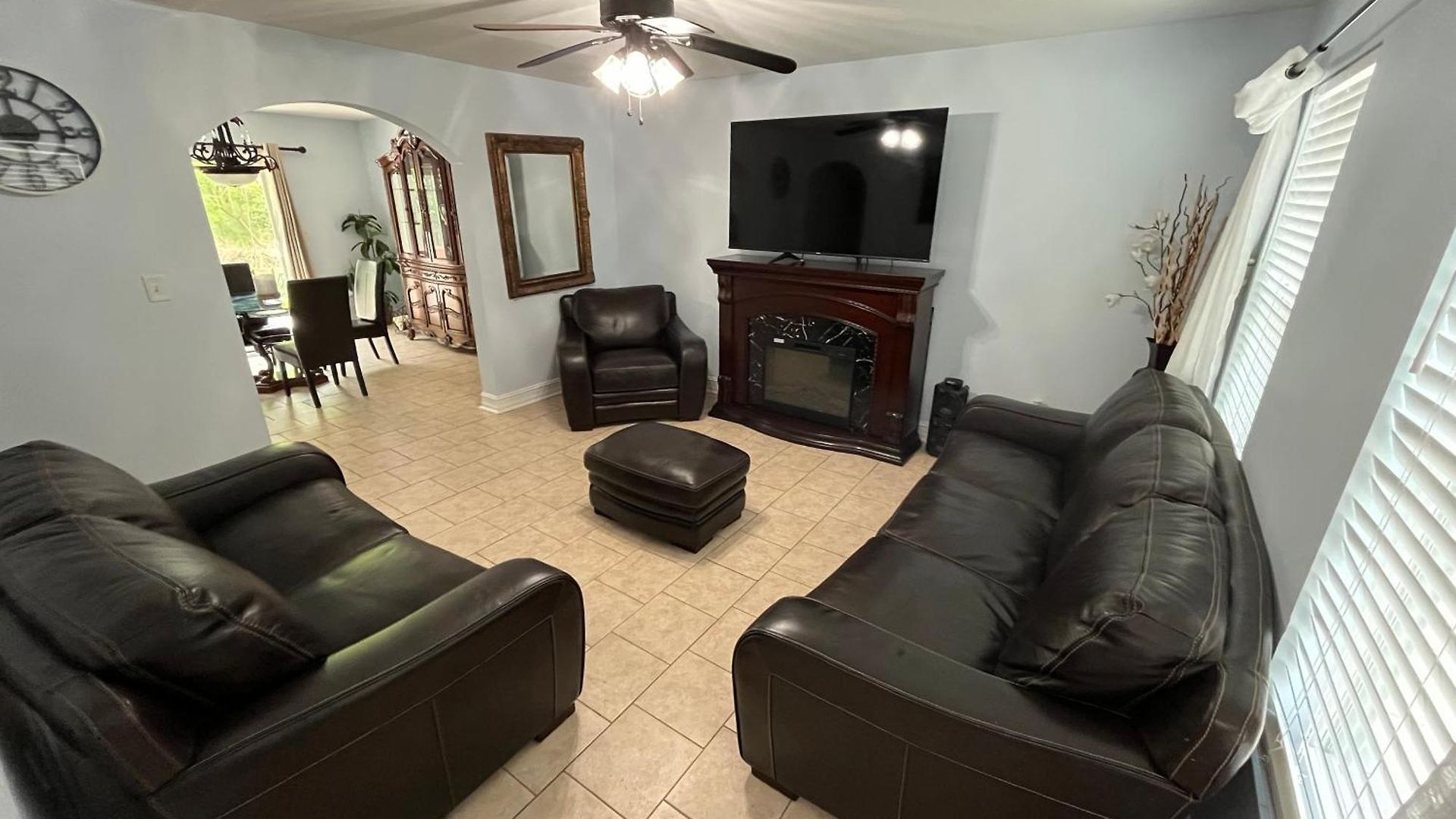 Family House With Jacuzzi Charlotte
