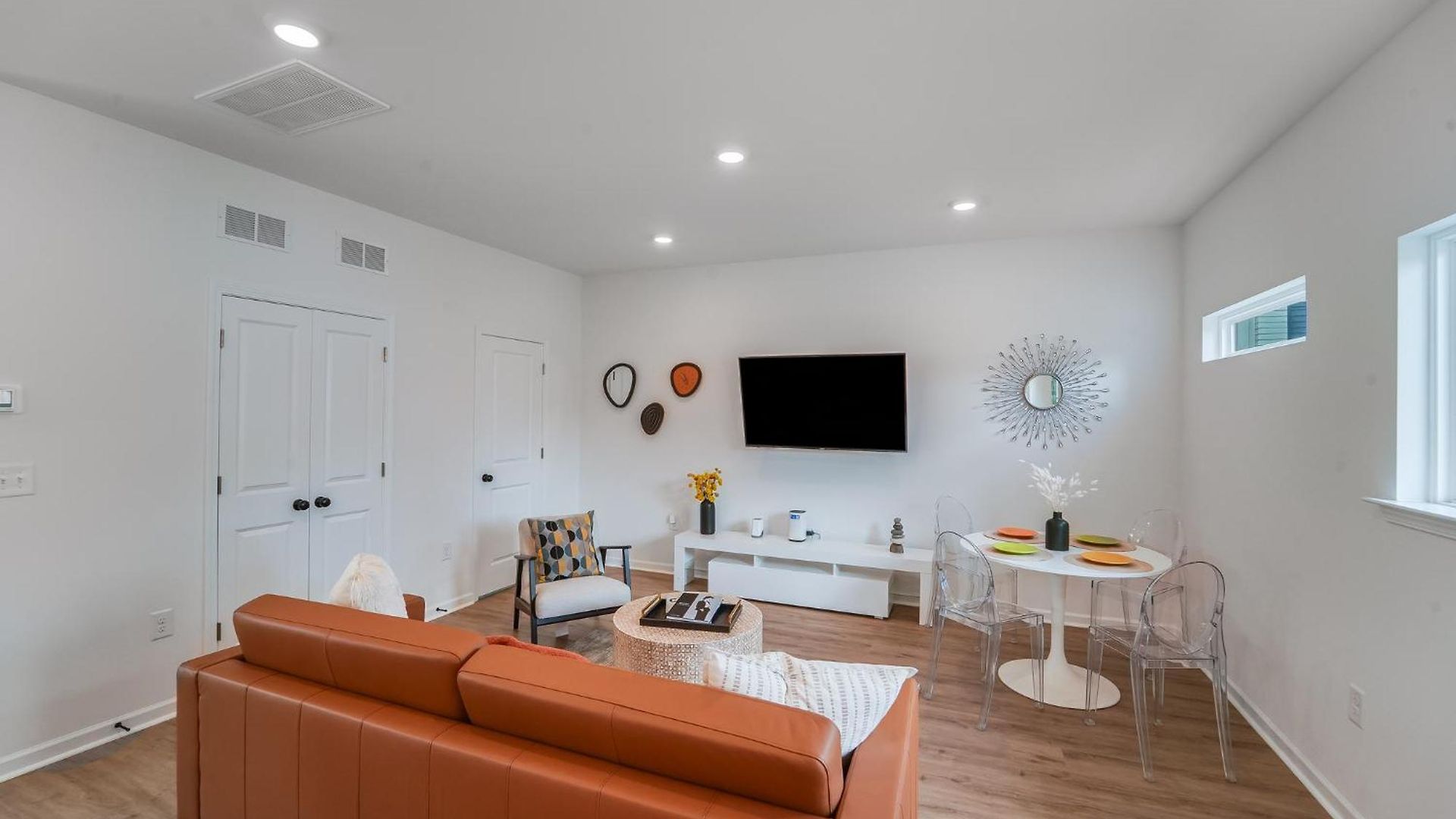 Holiday home Spacious New 3br Near Uptown - Private Baths - Peaceful Charlotte