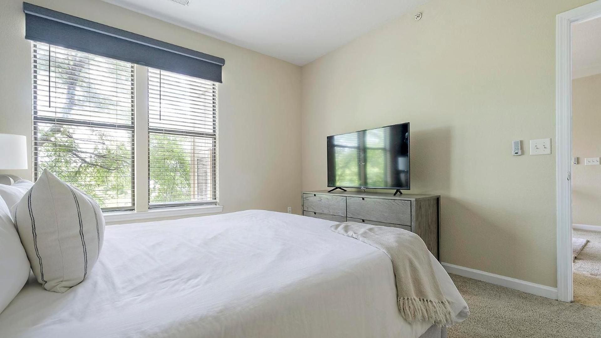 Apartment Landing - Celsius Charlotte