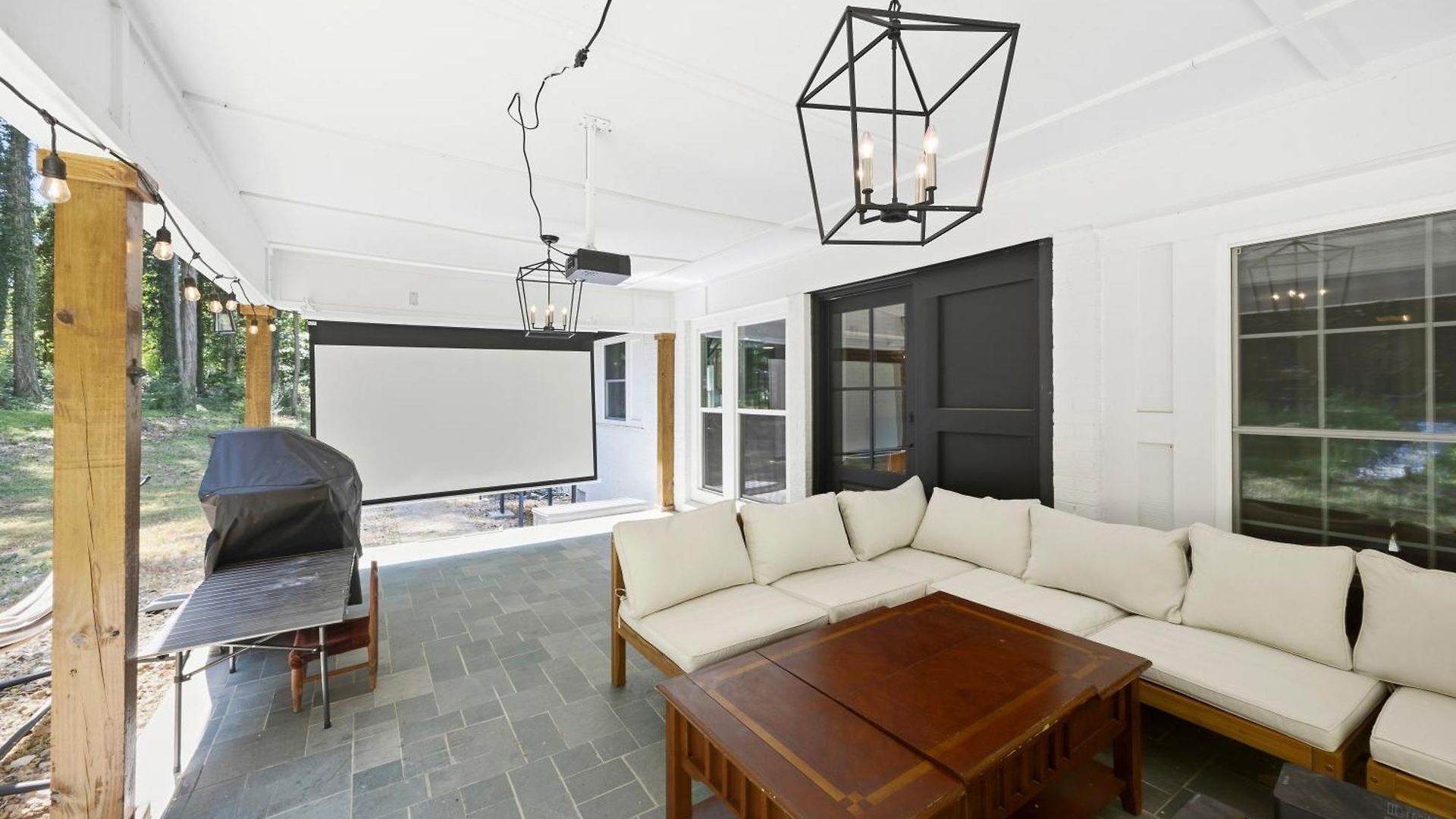 Guest house Bedrooms With Private Bath - 12min From Uptown *