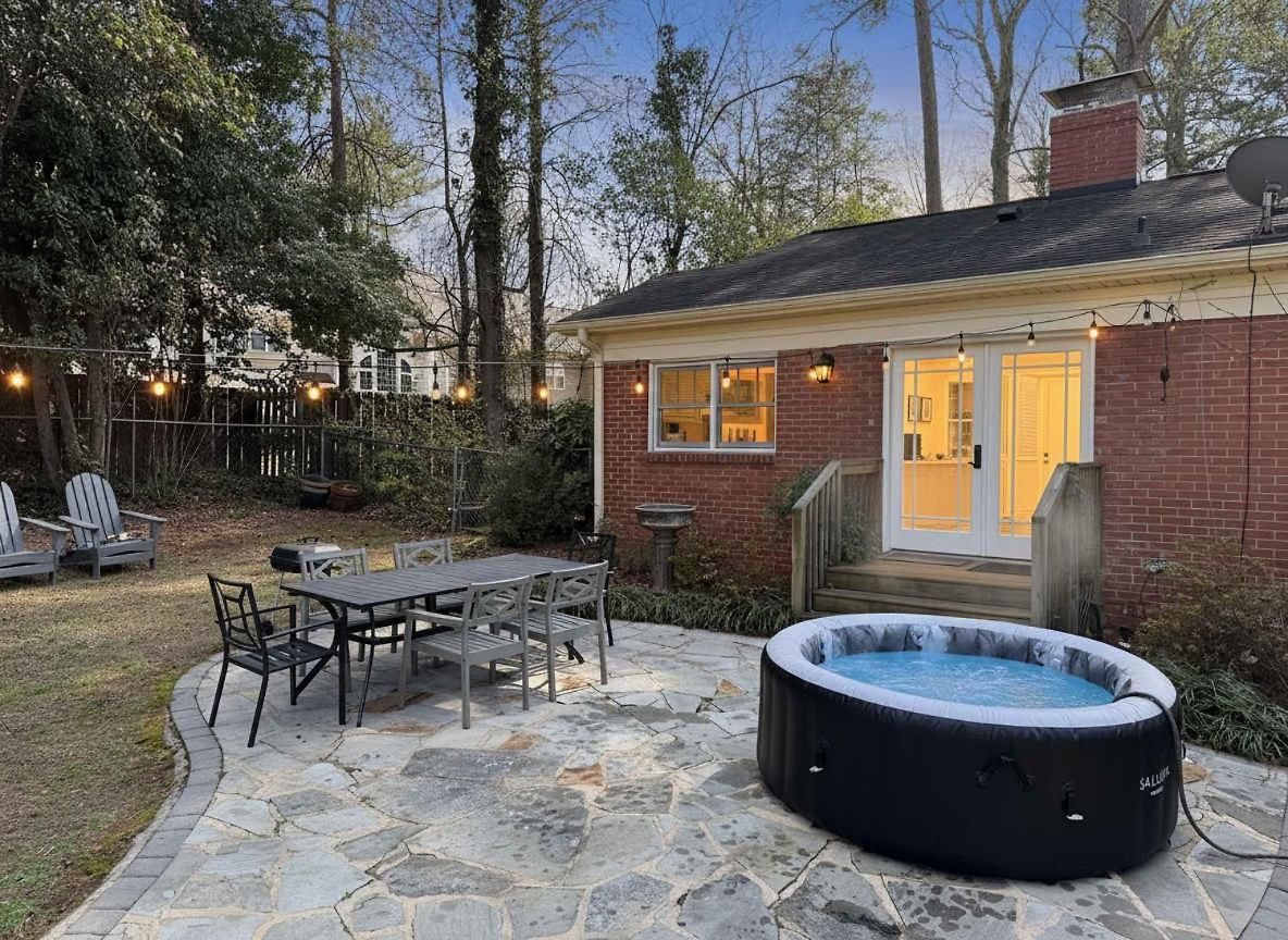 Charm Of Southpark - 5 Bedrooms - 1 Of A Kind Lot! *