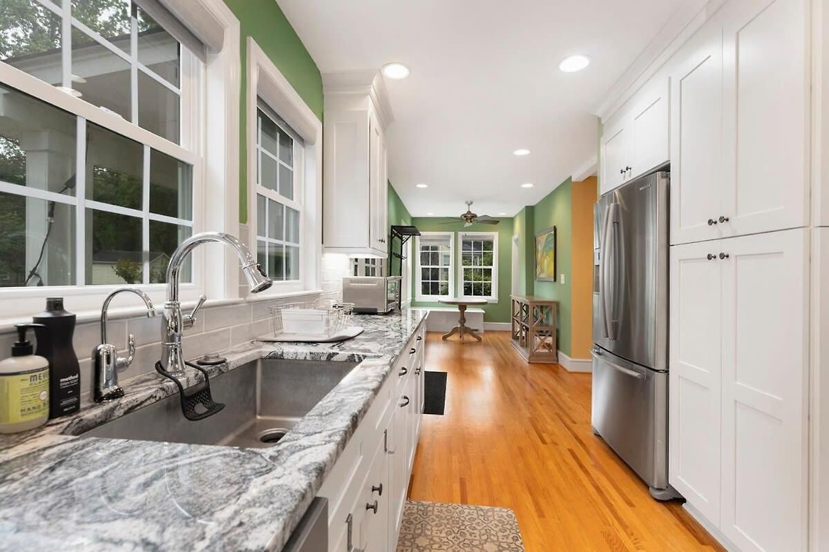 Outdoor Oasis In Popular Plaza Midwood Charlotte