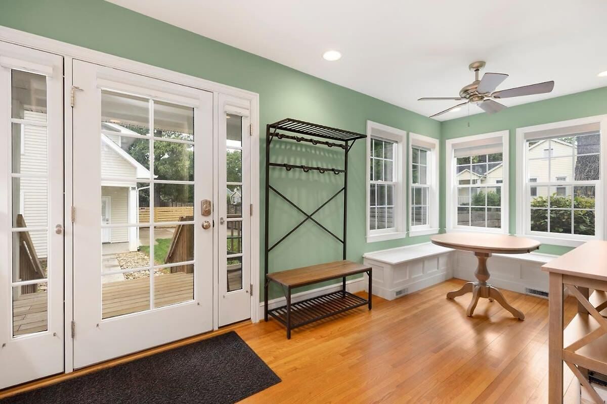 Outdoor Oasis In Popular Plaza Midwood *