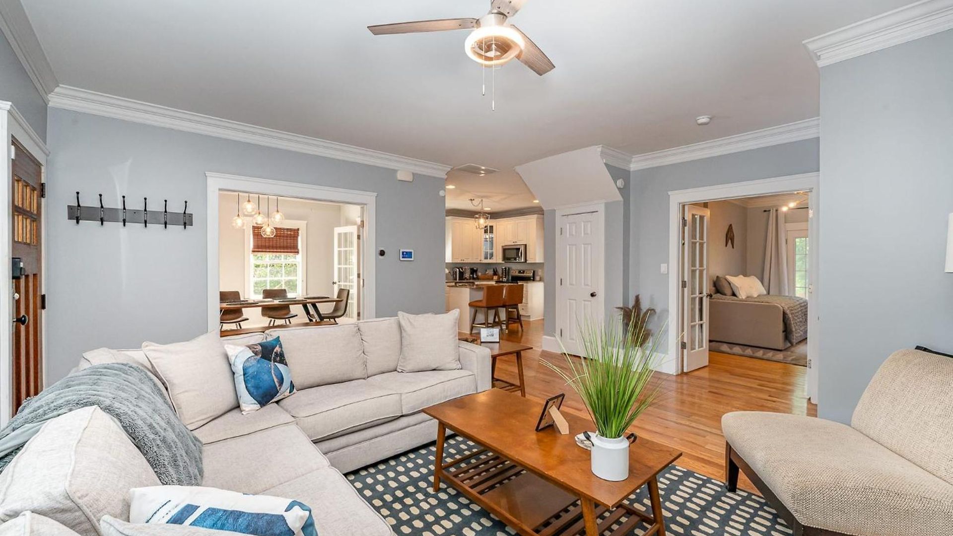 Luxury South End Retreat - Hot Tub - 4 Bedrooms Charlotte
