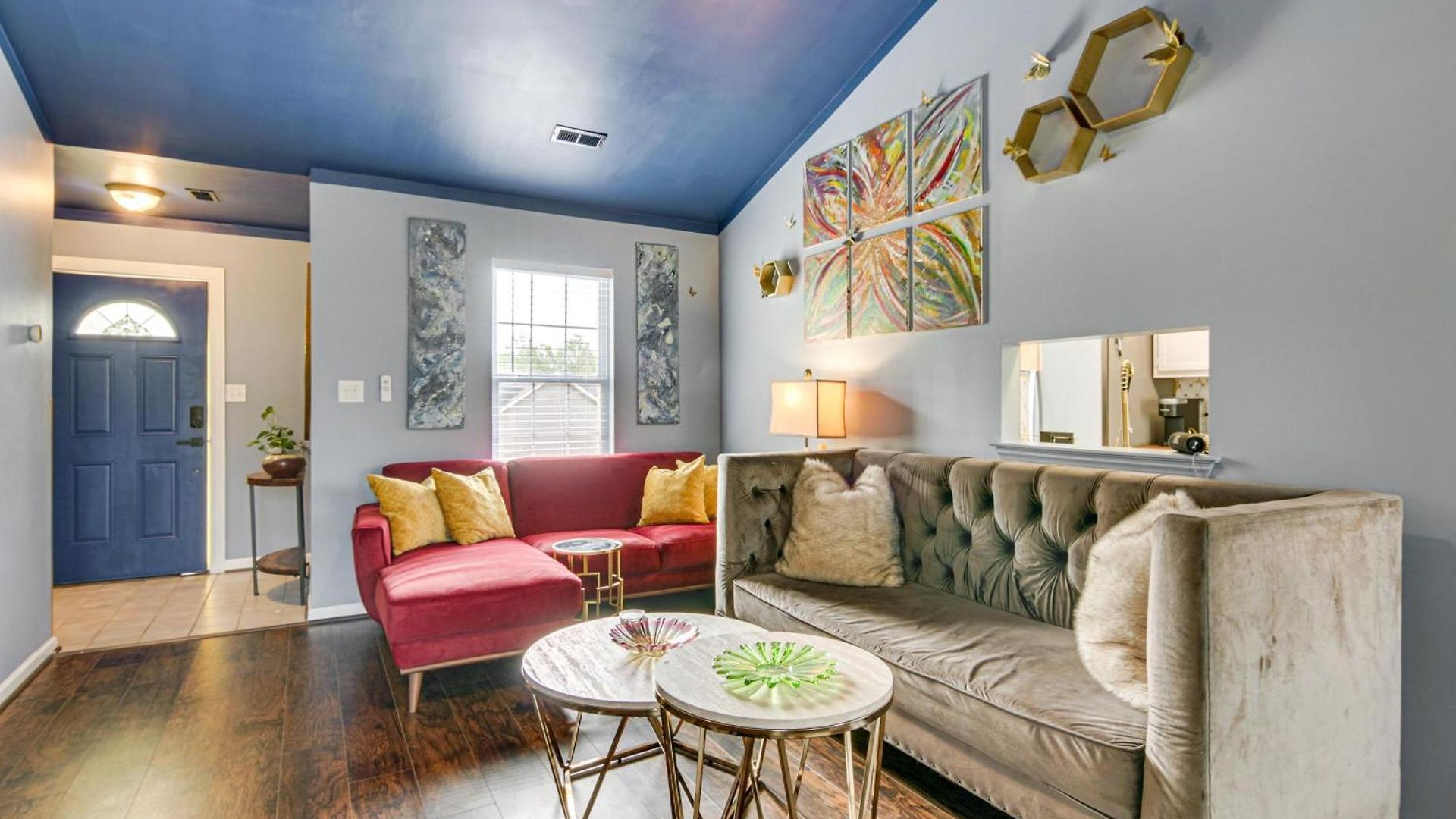 Vintage-chic Getaway: 6 Mi To Uptown Holiday home *
