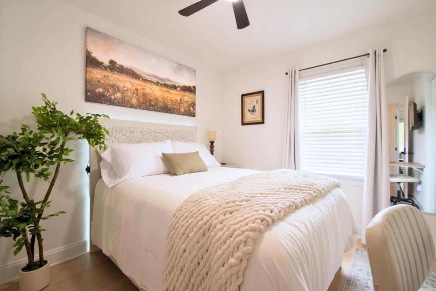 Stylish 3br Upper Level Near Clt & Whitewater * Charlotte