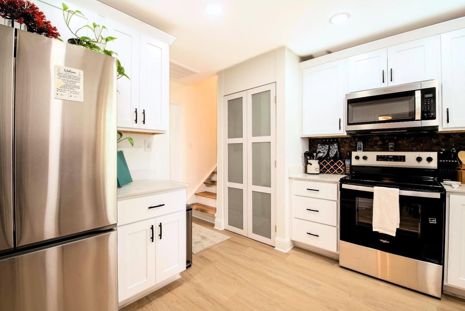 Stylish 3br Upper Level Near Clt & Whitewater Holiday home *
