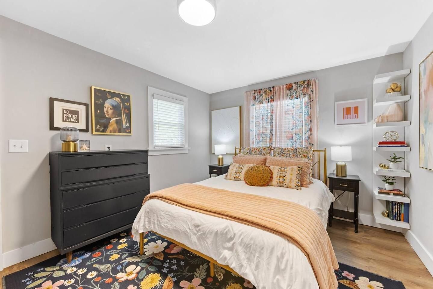 Qc Quarters: Elevated 4 Br/4ba, Total Quadplex * Charlotte