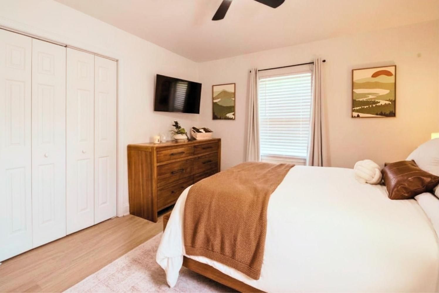 Stylish 3br Upper Level Near Clt & Whitewater * Charlotte