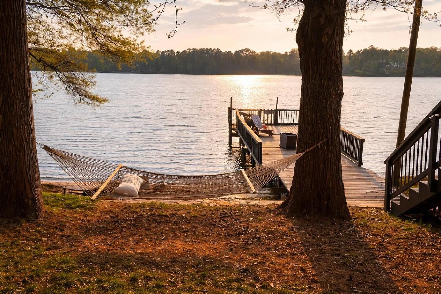 Waterfront | Sunset + Dock Views | Wylie Holiday home Charlotte