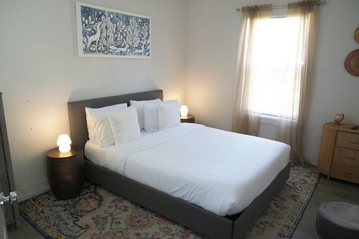 Holiday home Cozy-chic 3br Near Uncc Noda Uptown I-85