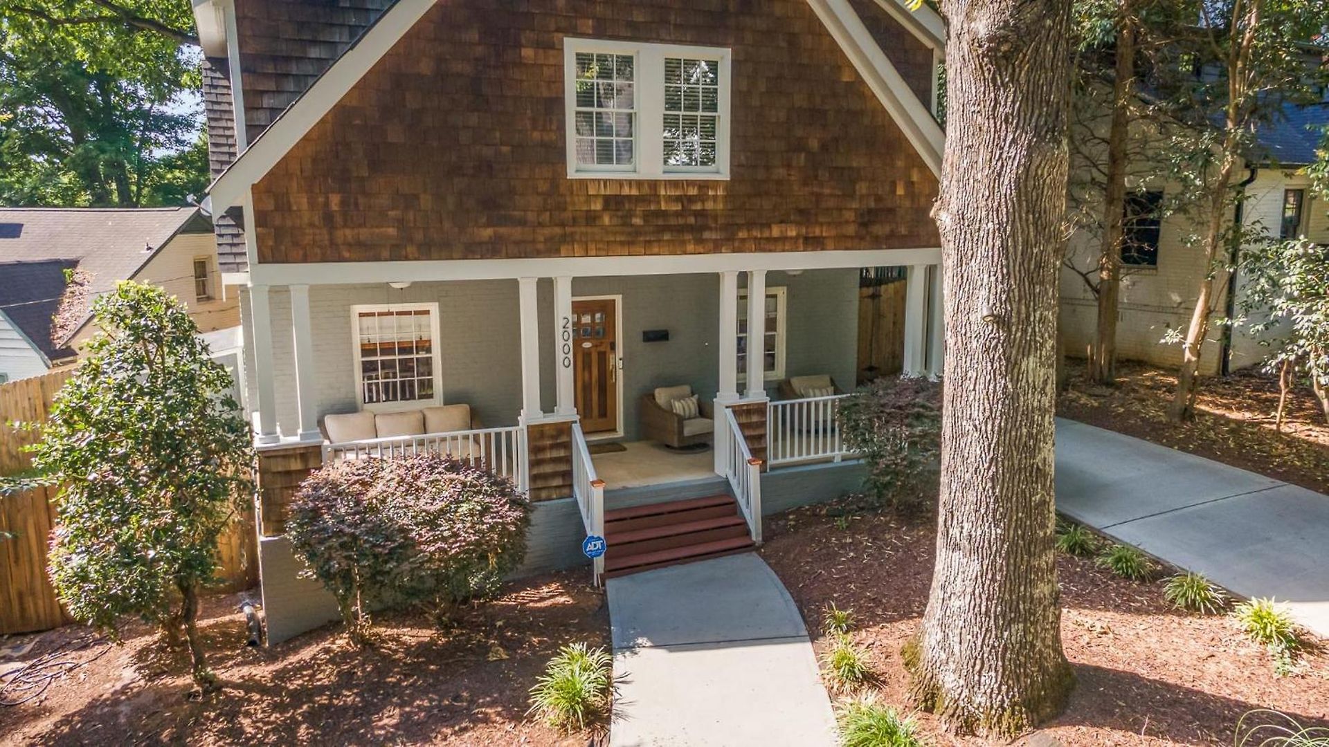 Luxury South End Retreat - Hot Tub - 4 Bedrooms Holiday home *