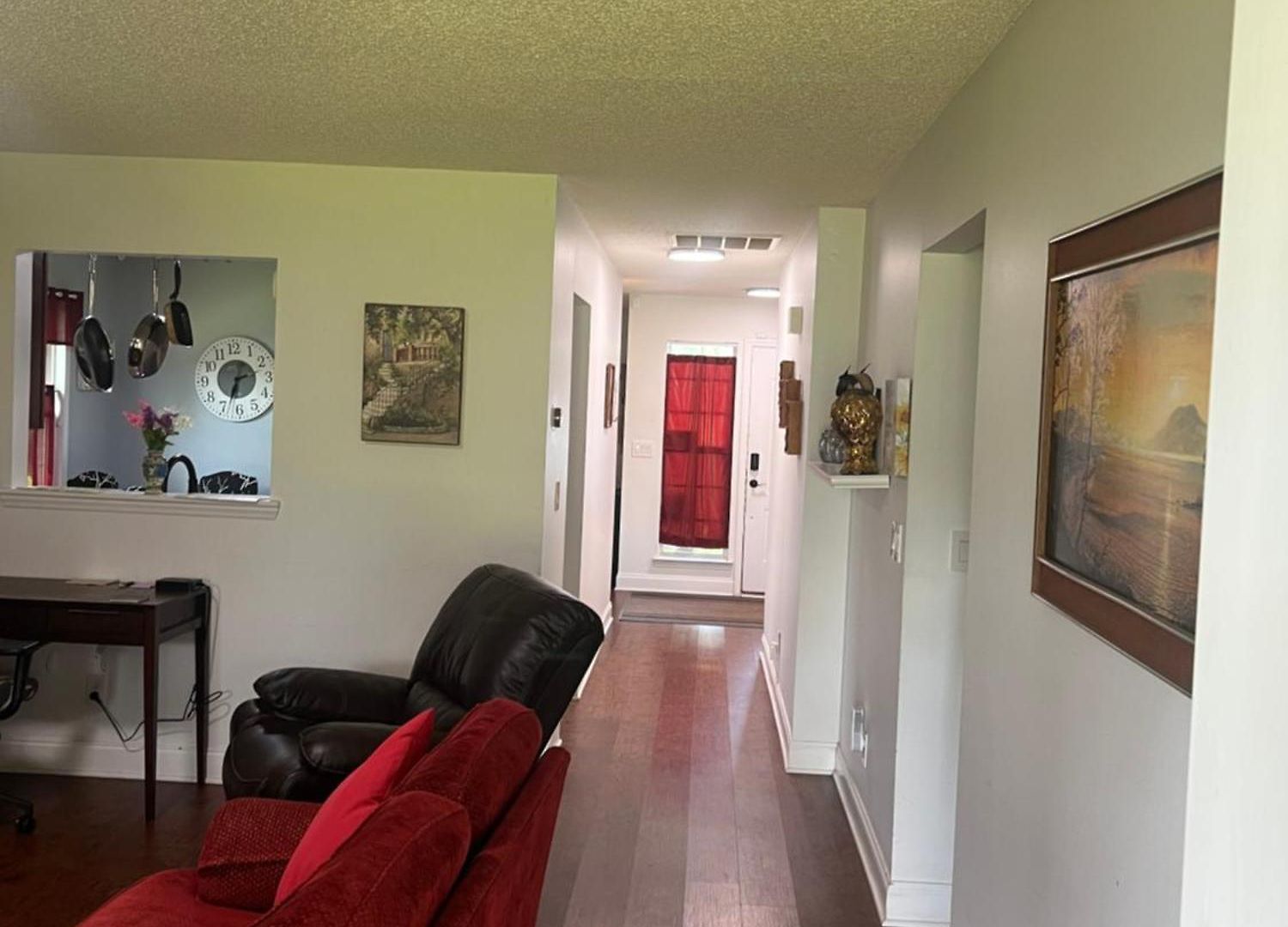 Comfort Home, Near Uptown And Airport *