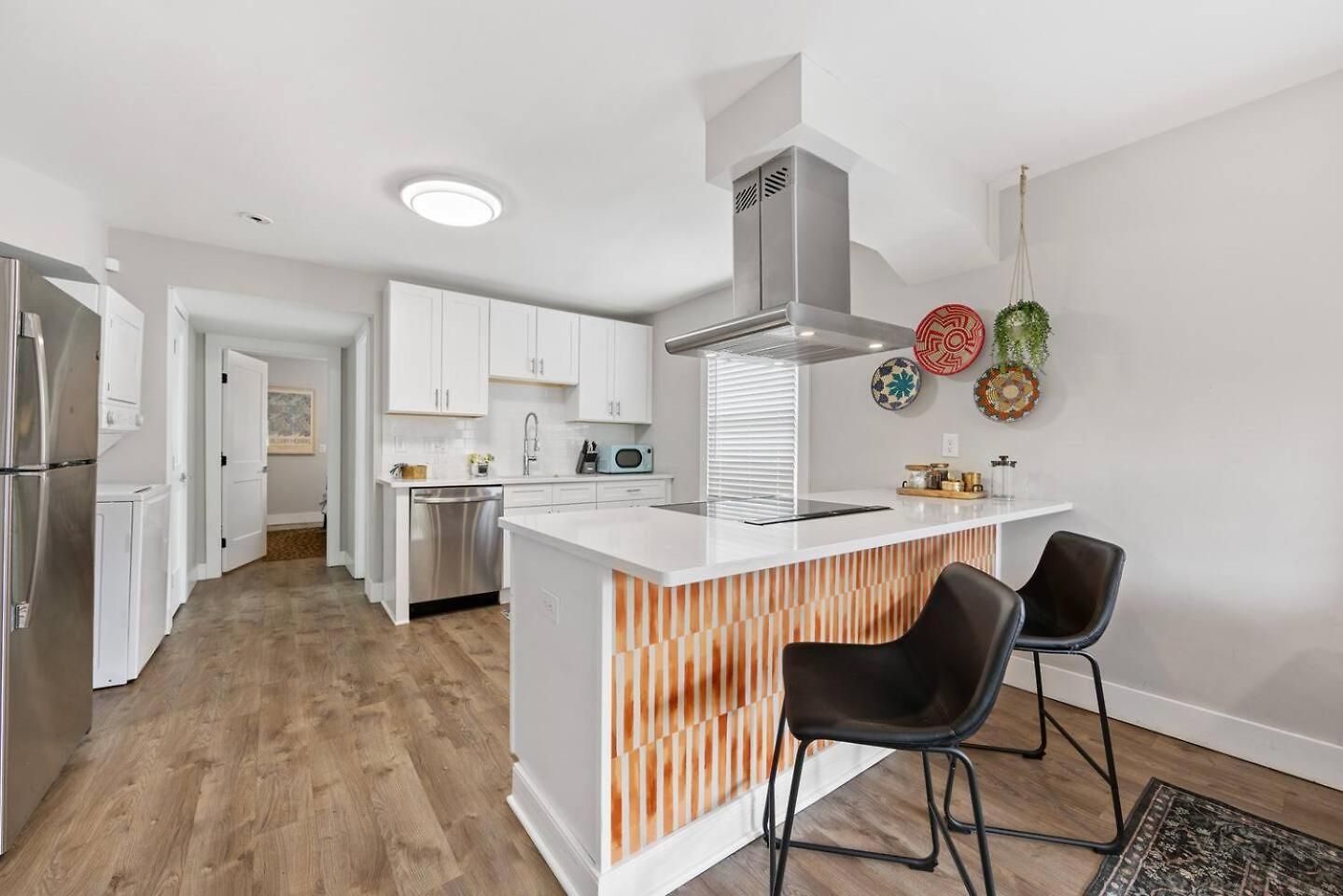 Qc Quarters: Elevated 4 Br/4ba, Total Quadplex Holiday home Charlotte