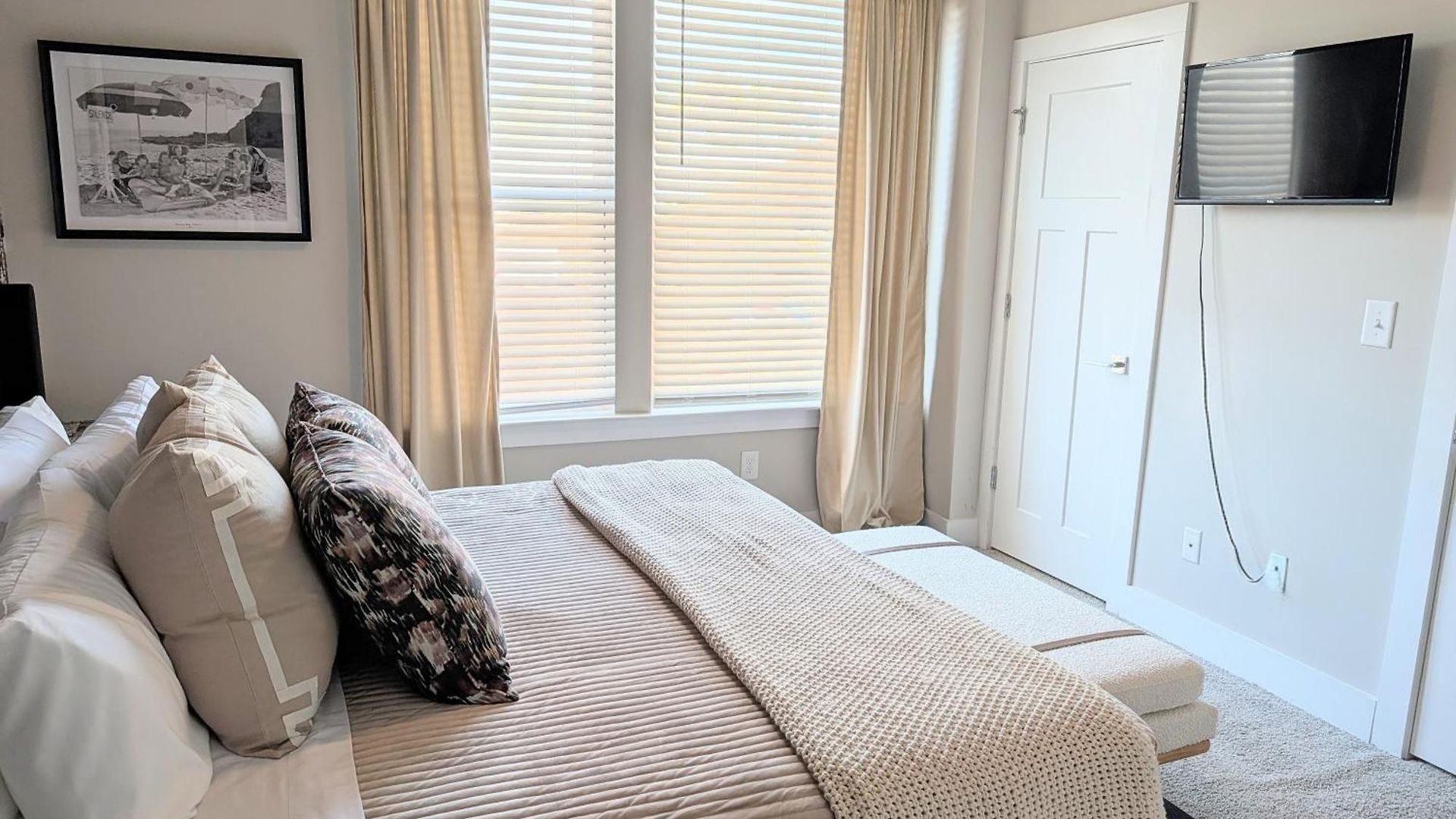 Holiday home Qc Rooftop Retreat | Rooftop | Garage | Dog Park *