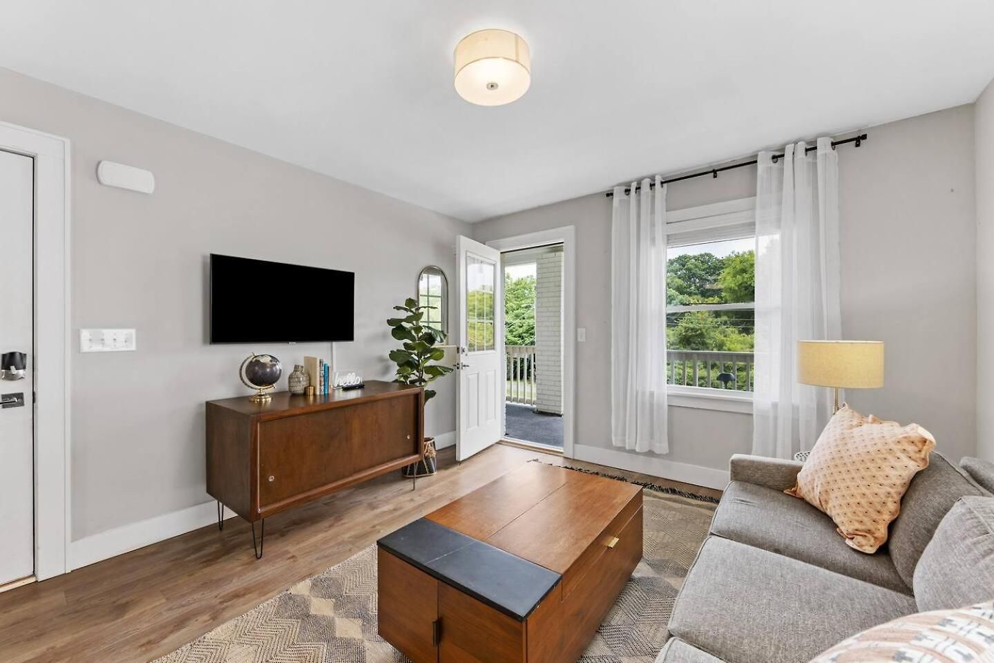 Holiday home Qc Quarters: Elevated 4 Br/4ba, Total Quadplex Charlotte