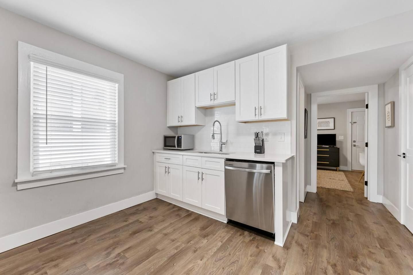 Holiday home Qc Quarters: Elevated 4 Br/4ba, Total Quadplex Charlotte