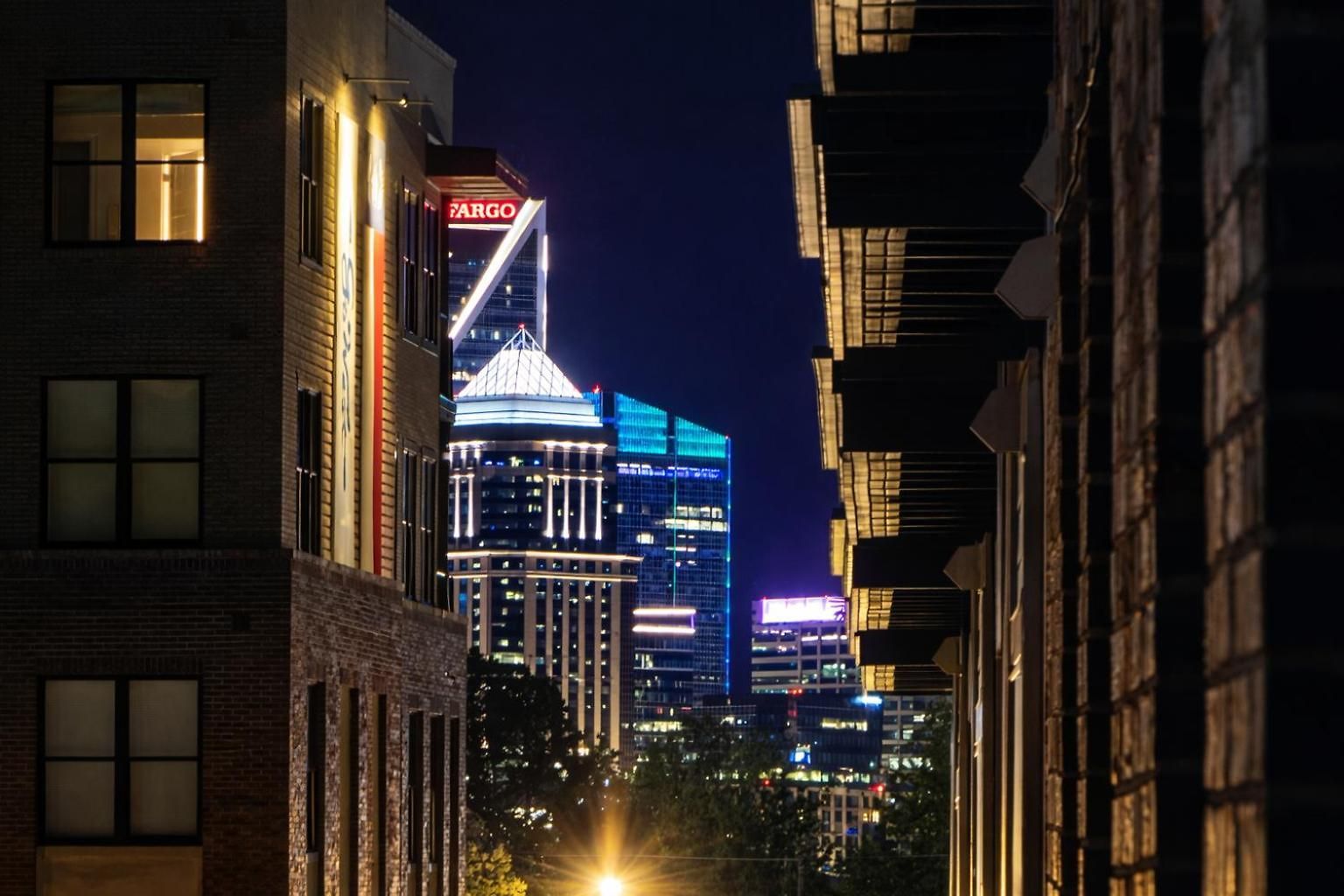 Apartment Luxurious 2br 2br Uptown Oasis, Boa, Nascar, Airport And View With Free Parking Charlotte
