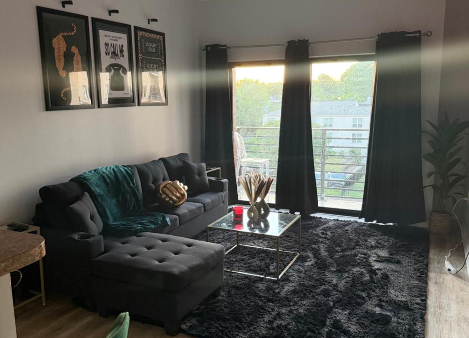Modern Luxe Retreat Free Parking King Beds Apartment