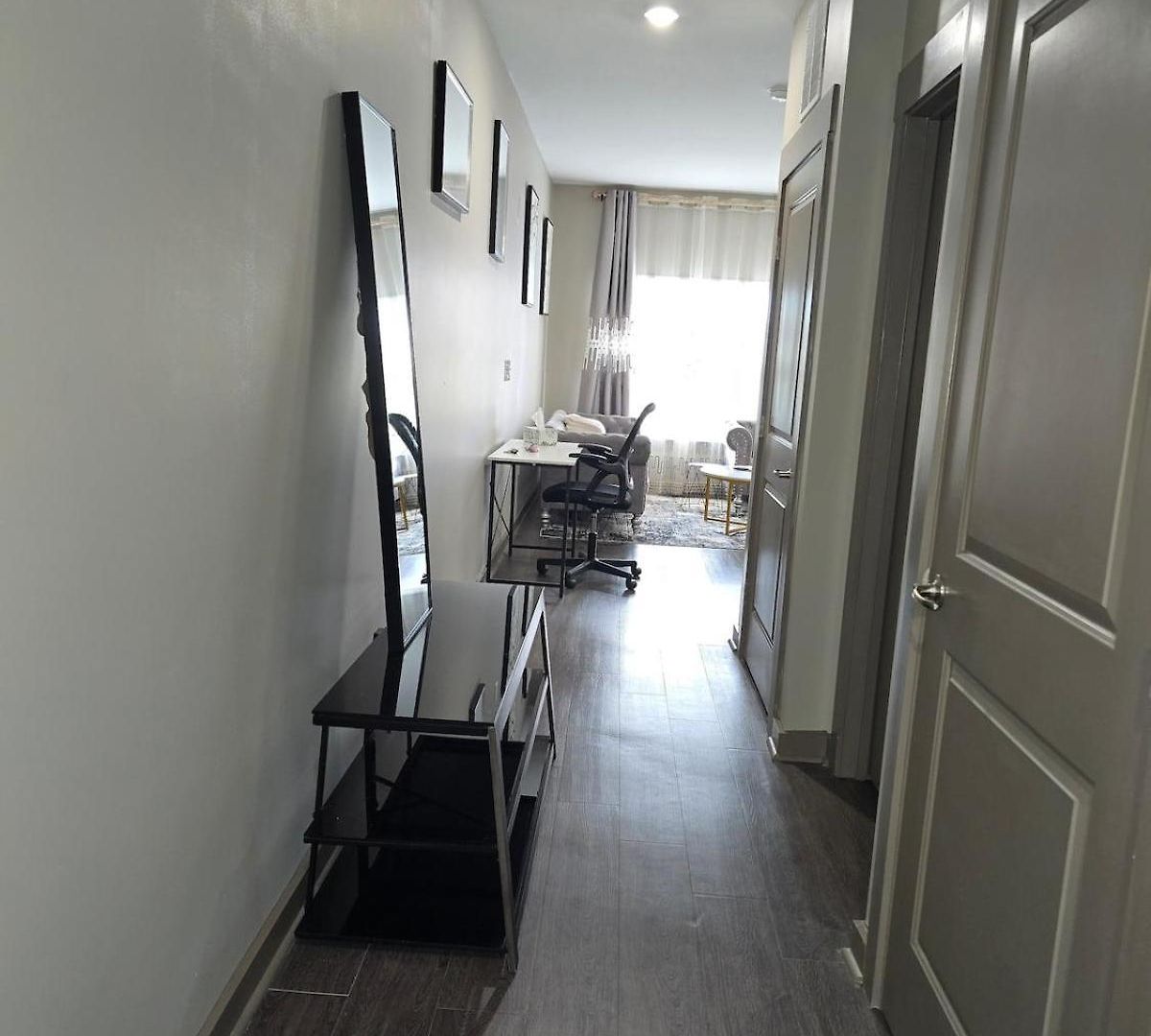 Apartment Stylish Urban W Balcony Charlotte