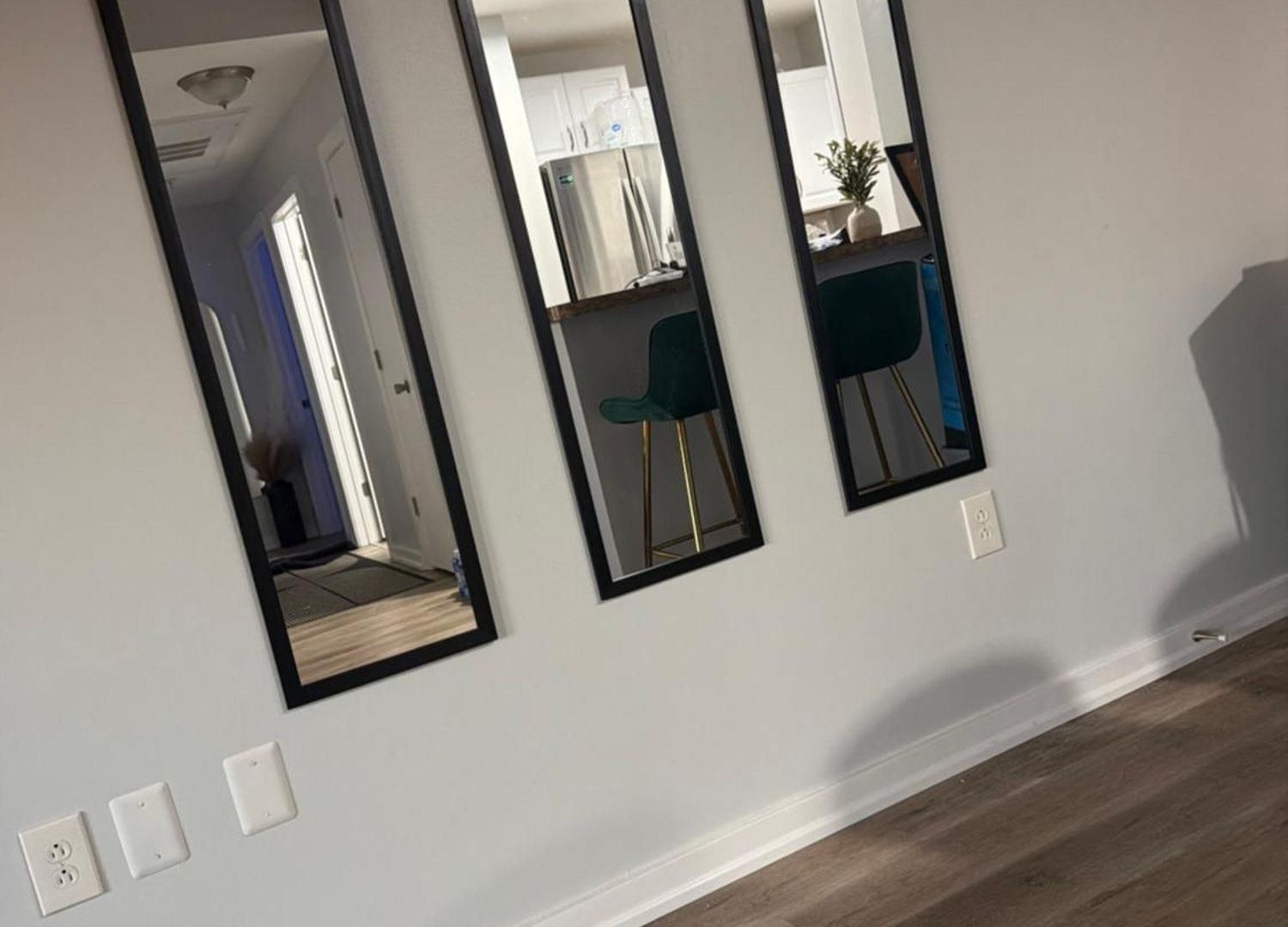 Modern Luxe Retreat Free Parking King Beds