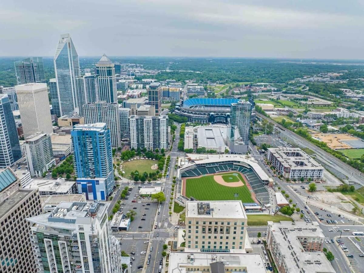 Luxury 2br Near Uptown | Noda & Light Rail Apartment Charlotte