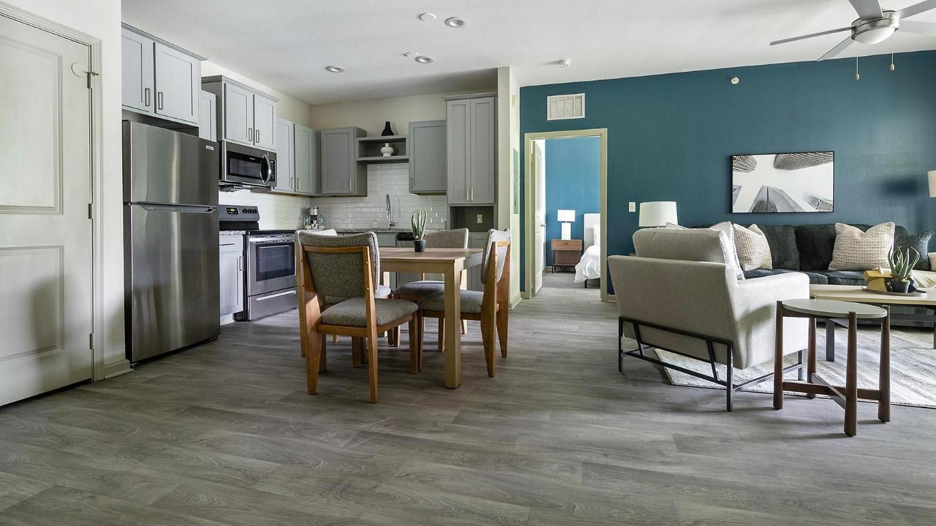 Landing Stunning 1Bd Gym Pool Apartment