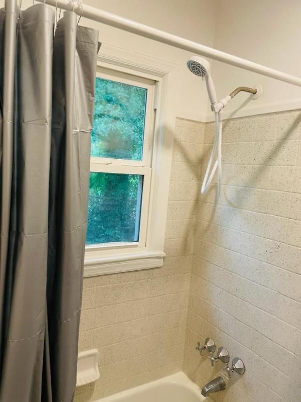 Two Side-by-side 1-bedroom Duplex Units